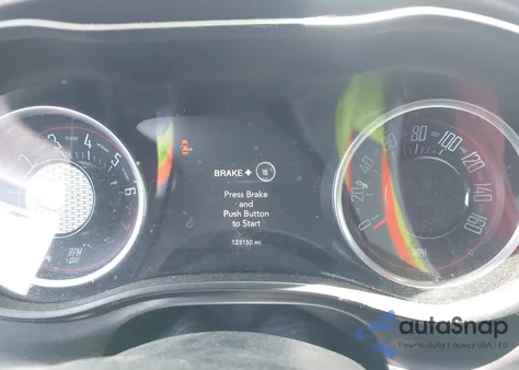 2016 Dodge Challenger Sxt z USA, uszkodzony, nr VIN 2C3CDZAG4GH254905